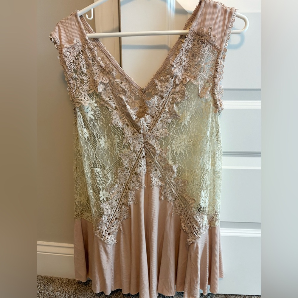 POL Cream Lace Top